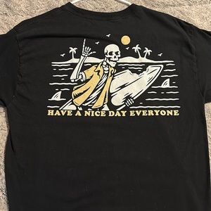 Surfing skeleton t-shirt